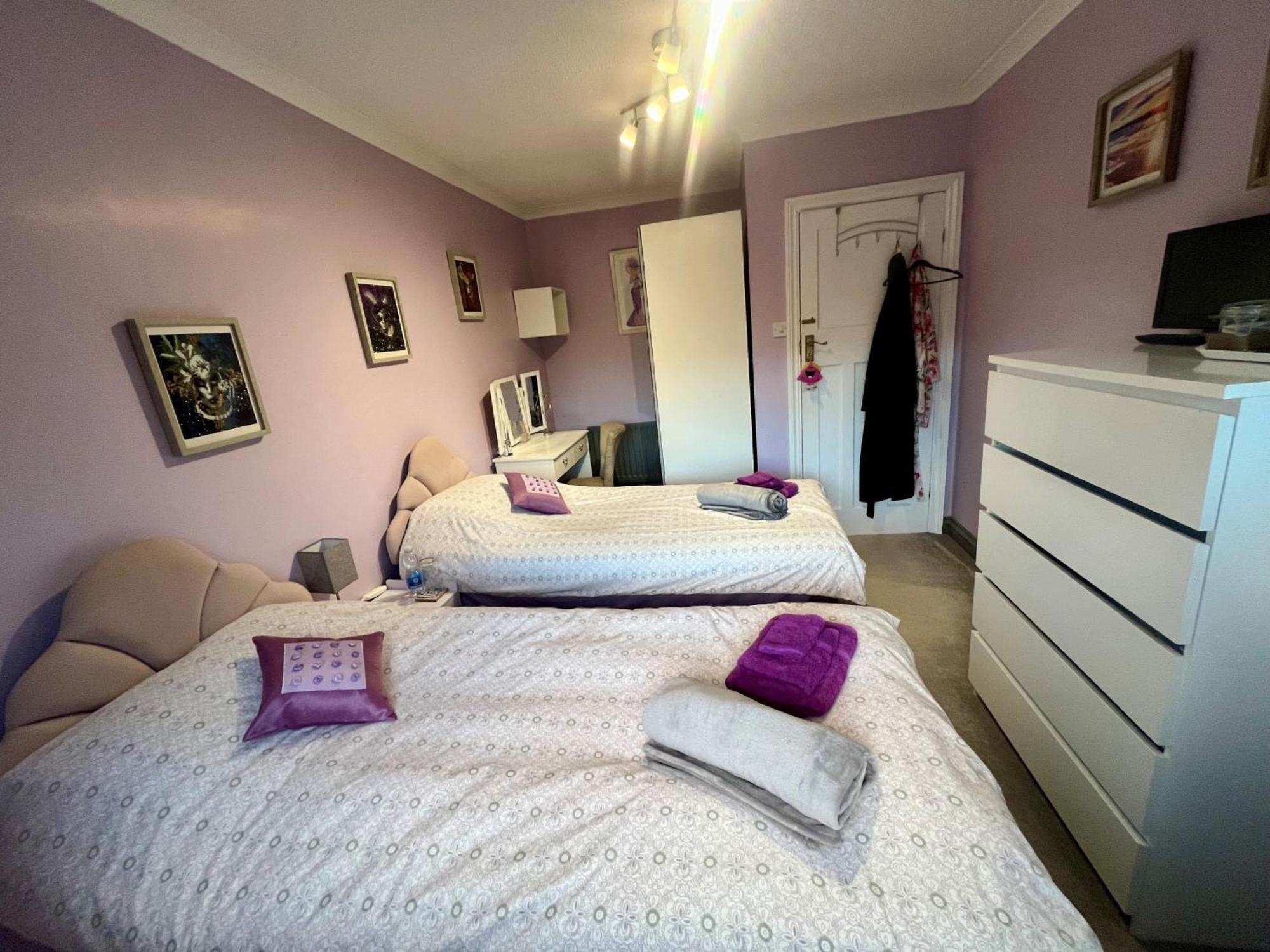 Clutton Willow Ridge - A Large Country House With 3 Rental Rooms מראה חיצוני תמונה